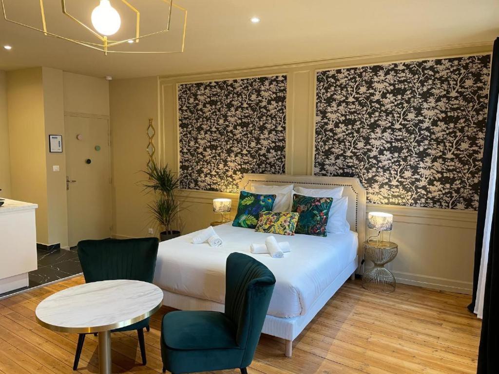 Lancelot Apartment วานส์ ภายนอก รูปภาพ
